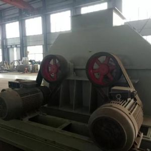 臥式粉碎機完工，準(zhǔn)備發(fā)貨